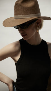 Adriana Hat